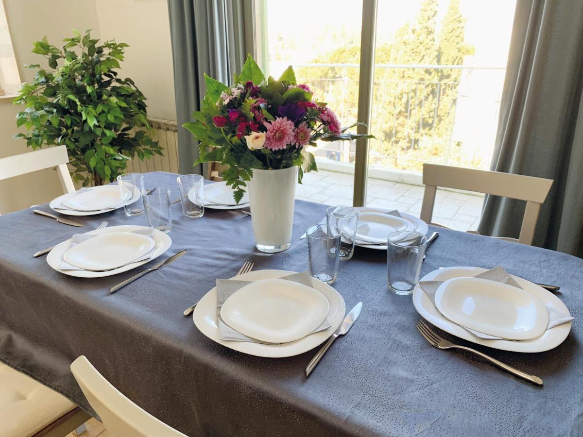 Annie'S Boutique Apartment In Jerusalem Ngoại thất bức ảnh
